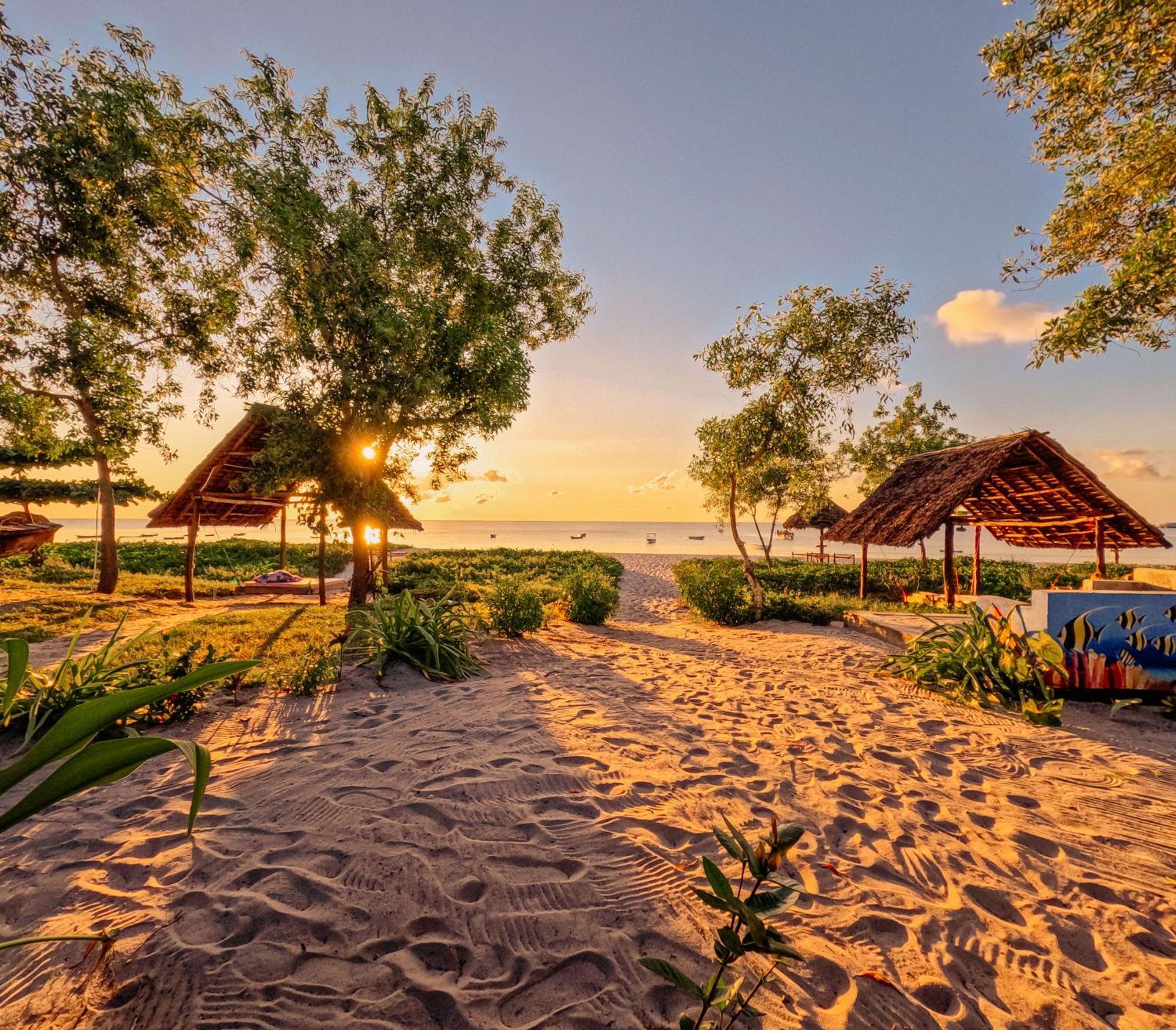 Maisara Mafia Beach Lodge 킬린도니 외부 사진